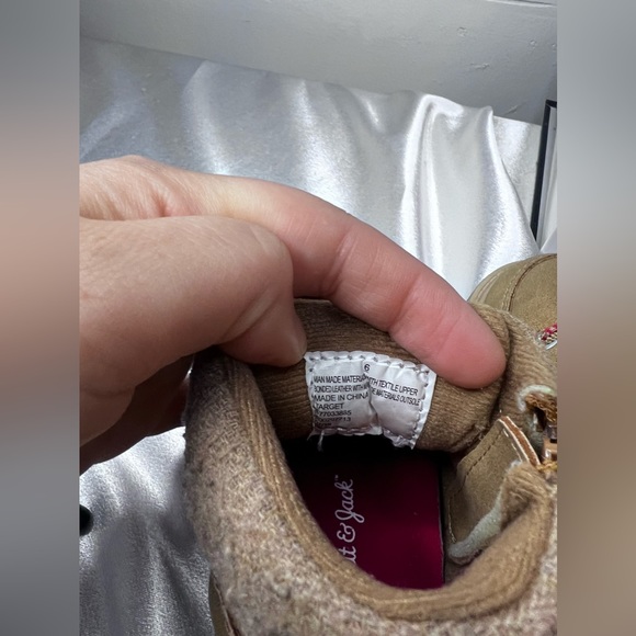 Cat & Jack Tan Boot - Picture 6 of 8